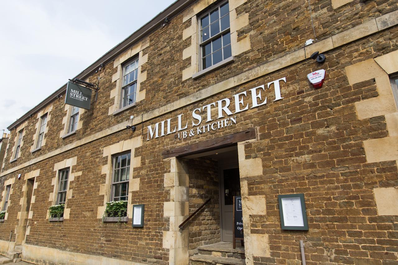 Mill Street Pub & Kitchen Bed & Breakfast Oakham Exterior photo